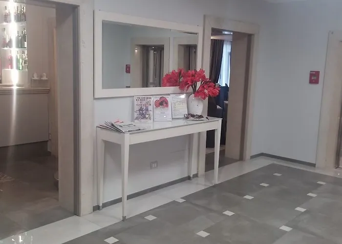Lvg Hotel Collection - Principe 4*