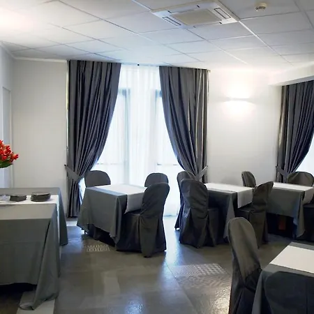 Hotel Principe Módena