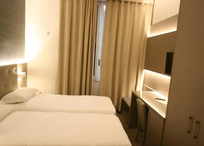 Lvg Hotel Collection - Principe 4*
